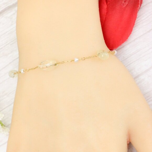 "Trendy Handmade Bracelet – A Thoughtful Gift for Girls & Women | UNVRC1704 - Picture 8 of 10